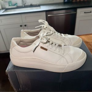 Dr. Scholls Time Off Platform Shoes